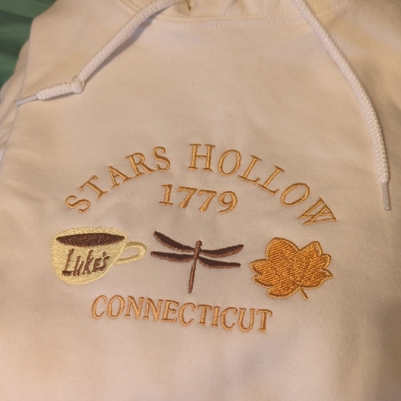 NEW White Embroidered Stars Hollow Hoodie - Picture 5 of 5
